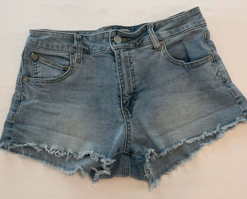Y2K Volcom Stoney Stretch Short Light Blue Denim Cutoff Shorts Size 27